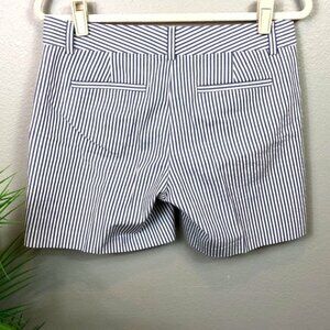 NWOT Banana Republic Weekend Striped Shorts 4 / 7 inch